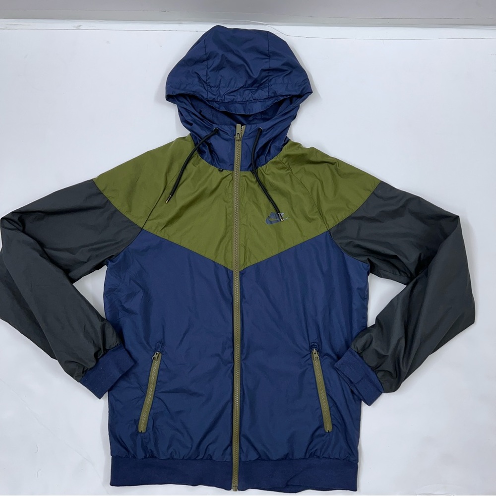 Nike Men’s Rain Jacket